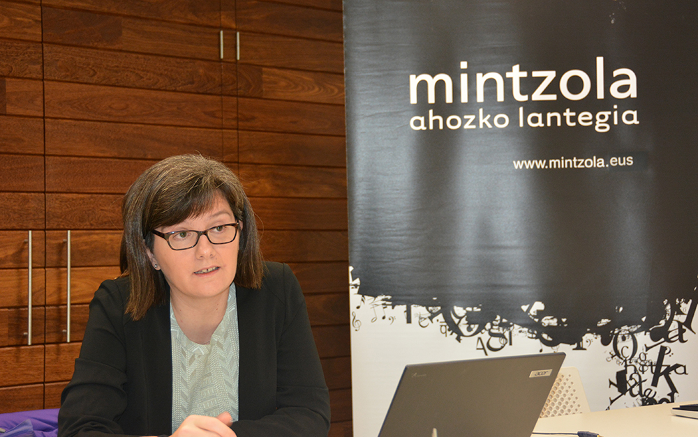 Bertso-paperak modernizazio prozesuaren ikerketarako oinarri