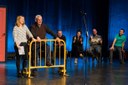 2016-01-30, Donostia (Gipuzkoa). Bertsolariak antolatzailearen deia jasotzen duenetik oholtzan gaia entzunda kantuan hasi bitartean hartu beharreko erabakiak izan zituen helduleku arratsaldeko emanaldiak. / Alberto Elosegi - XDZ