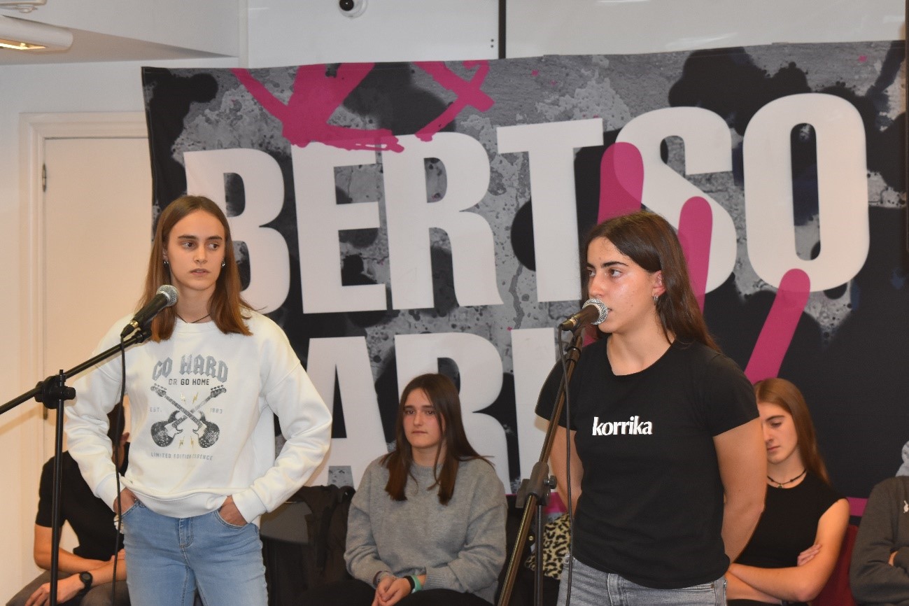2025-11-19 Bertsolari Gazteen Gernika-Lumo